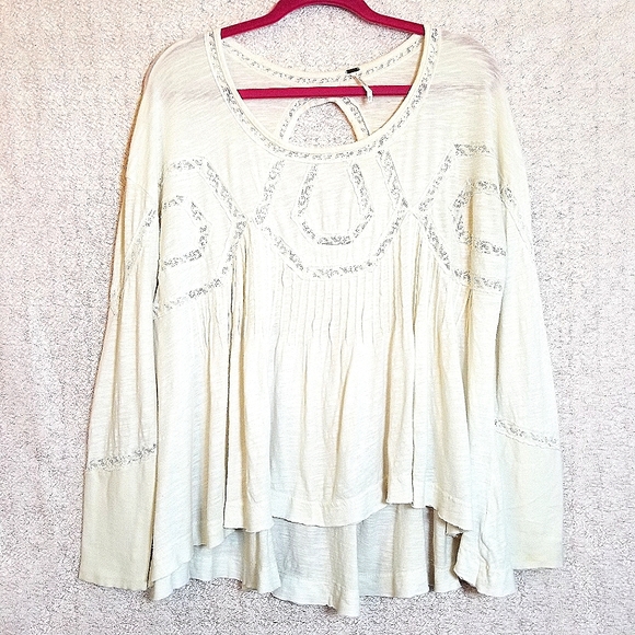 Free People Tops - FREE PEOPLE swing top hi low cutout lace blouse